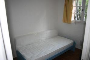 MOY7oa75r33shrcbrf8gssa.jpg